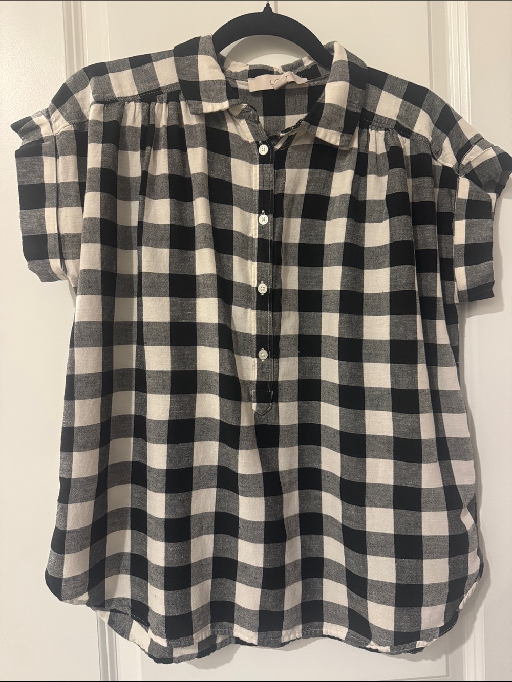 LOFT Black and White Buffalo Plaid Short-Sleeve Button Down Shirt